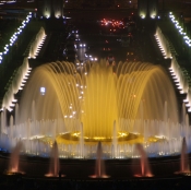 Barcelona - Magiczne Fontanny