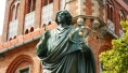 Toruń - pomnik Mikołaja Kopernika